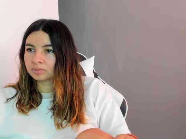 LaraCat1 webcam