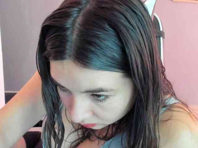 LaraCat1 webcam