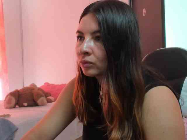 LaraCat1 webcam
