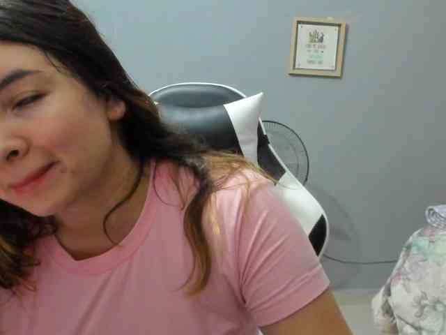 LaraCat1 webcam