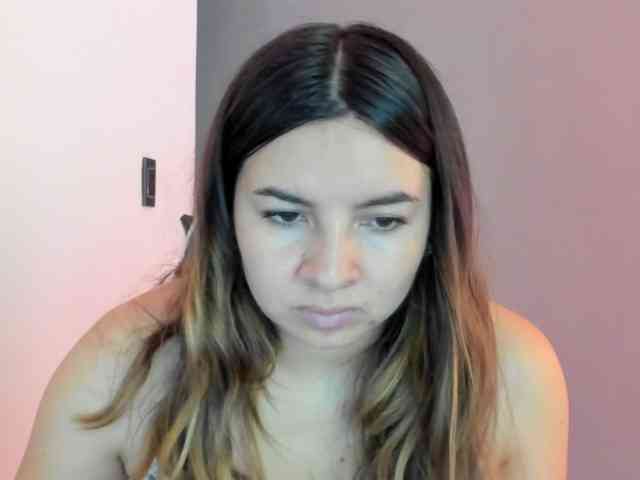 LaraCat1 webcam