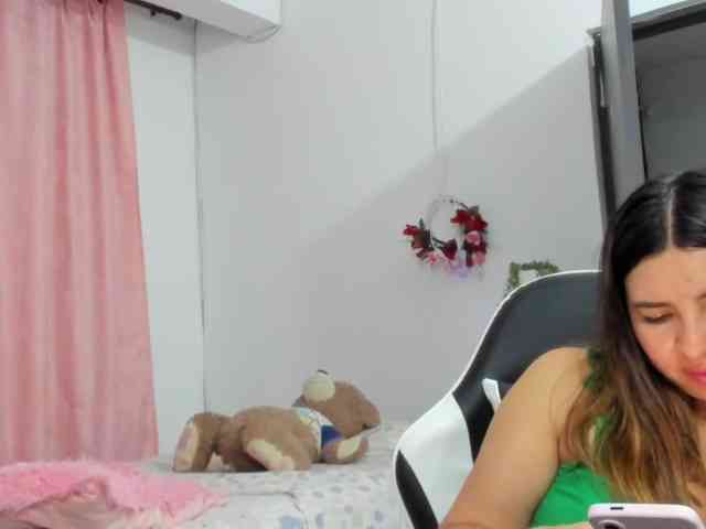 LaraCat1 webcam