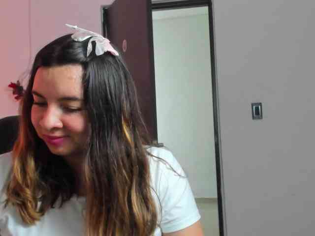LaraCat1 webcam
