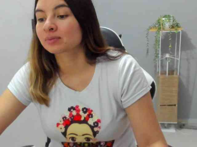LaraCat1 webcam