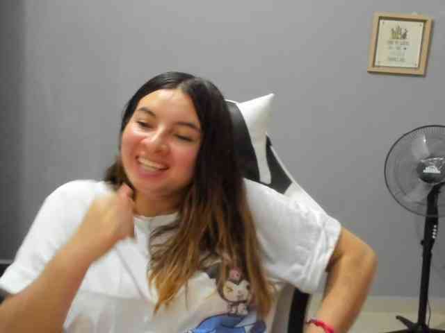 LaraCat1 webcam