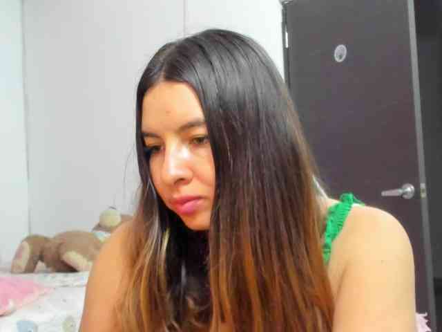 LaraCat1 webcam