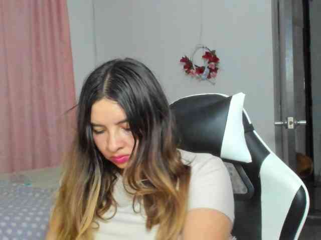 LaraCat1 webcam