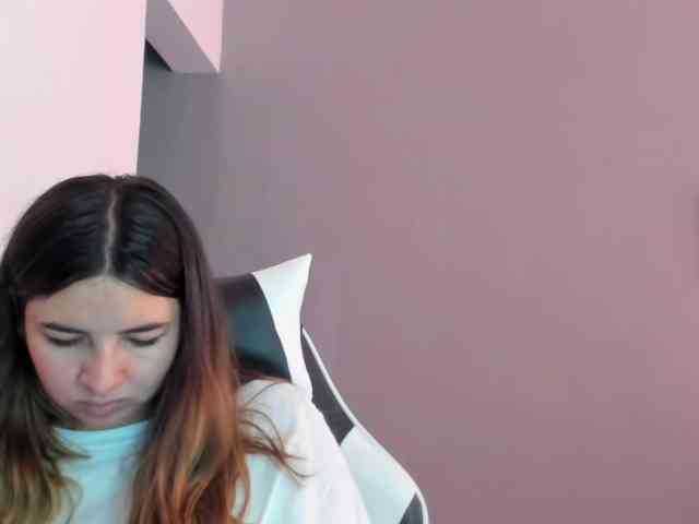 LaraCat1 webcam