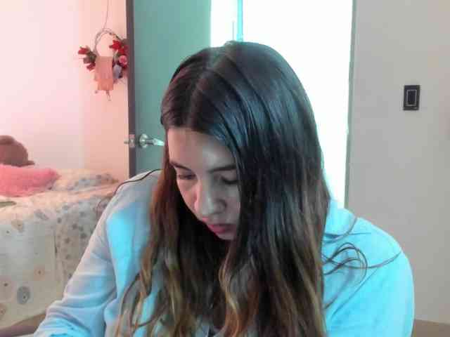 LaraCat1 webcam