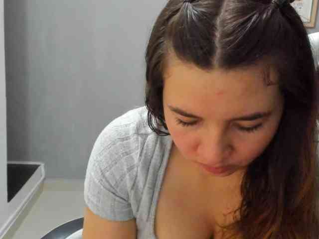 LaraCat1 webcam