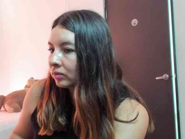 LaraCat1 webcam