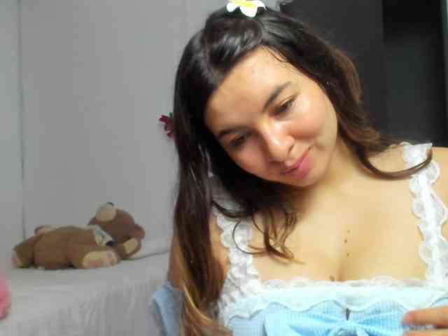 LaraCat1 webcam