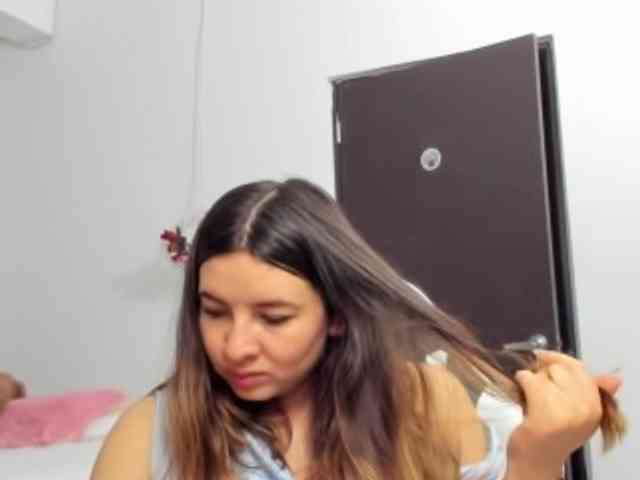 LaraCat1 webcam