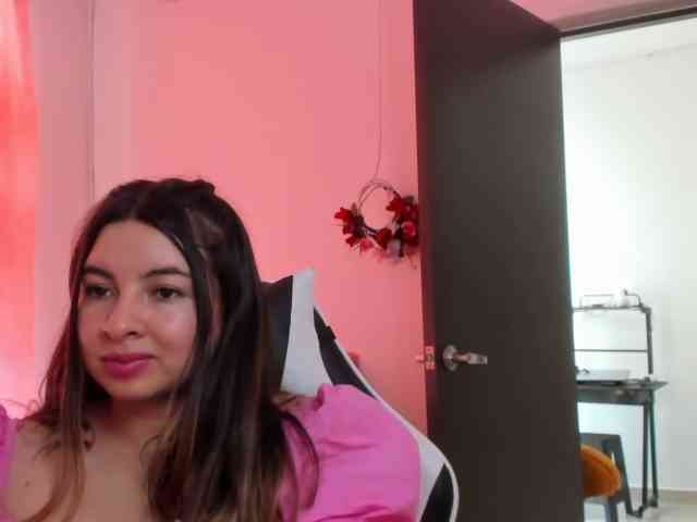 LaraCat1 webcam