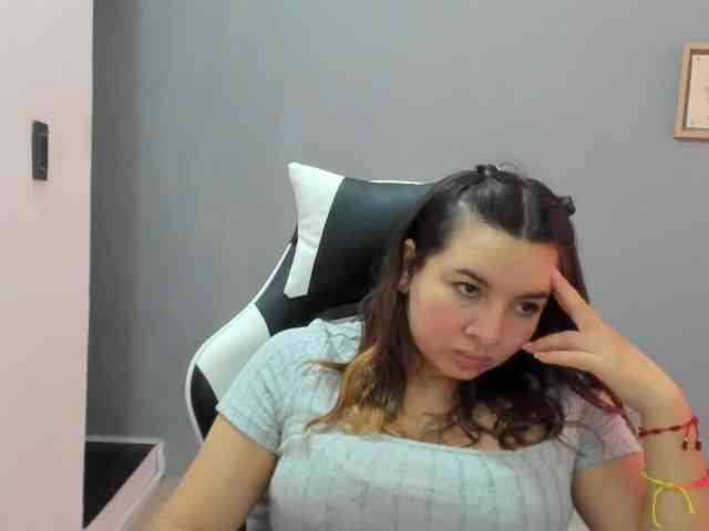 LaraCat1 webcam