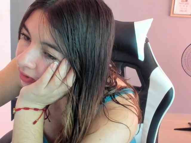 LaraCat1 webcam