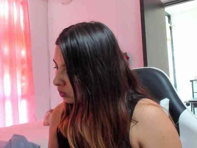 LaraCat1 webcam