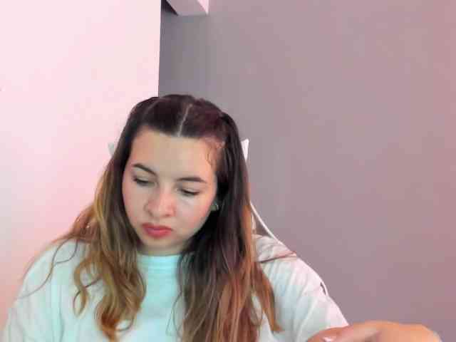 LaraCat1 webcam