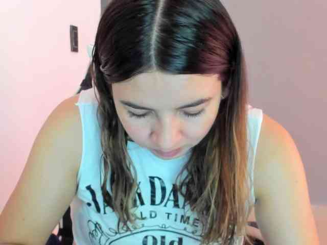 LaraCat1 webcam