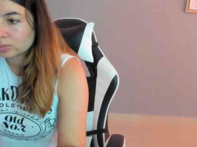 LaraCat1 webcam