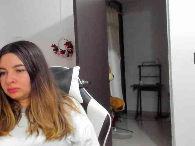 LaraCat1 webcam