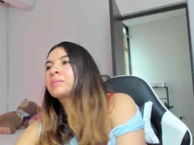 LaraCat1 webcam