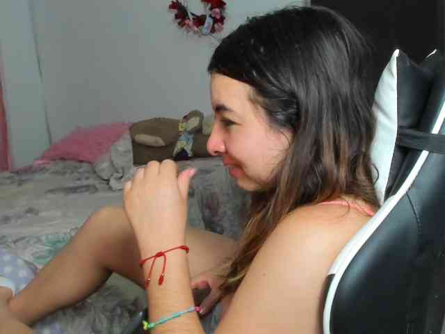 LaraCat1 webcam