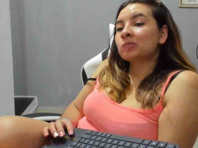 LaraCat1 webcam