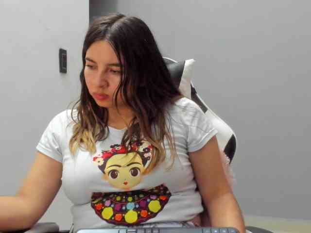 LaraCat1 webcam