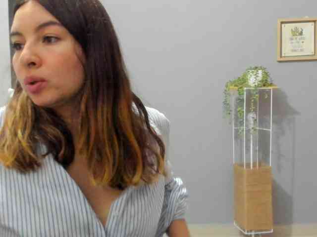 LaraCat1 webcam