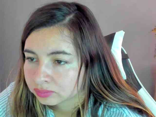LaraCat1 webcam