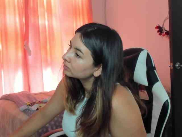 LaraCat1 webcam