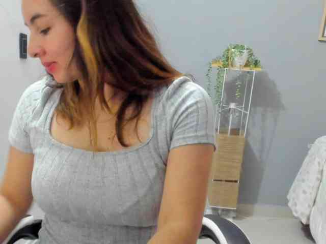 LaraCat1 webcam