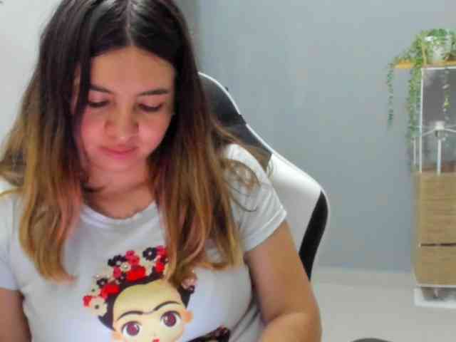 LaraCat1 webcam