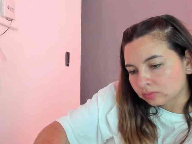 LaraCat1 webcam