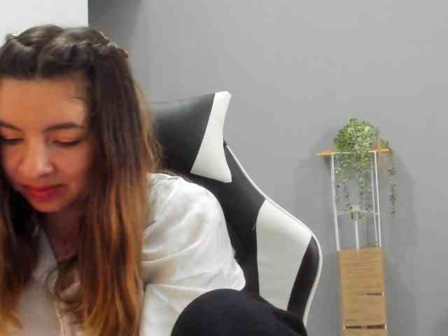 LaraCat1 webcam