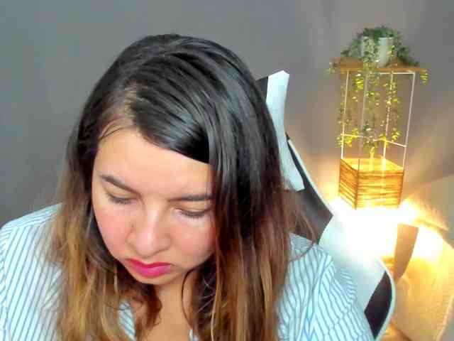 LaraCat1 webcam