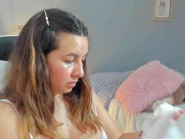 LaraCat1 webcam