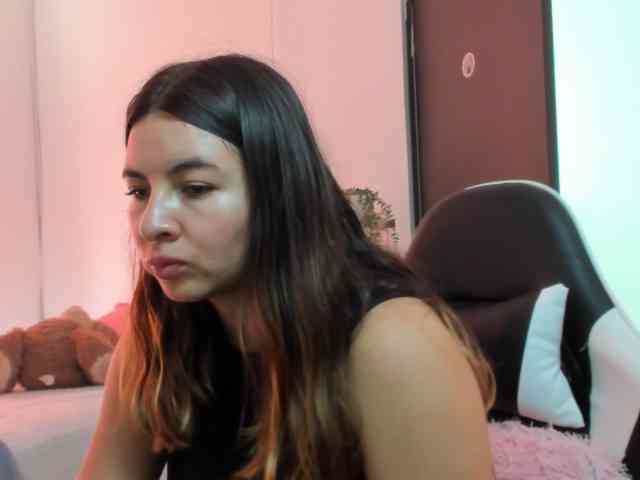 LaraCat1 webcam