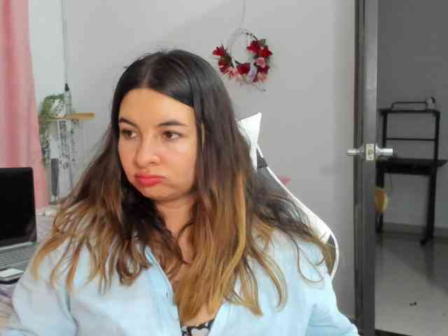 LaraCat1 webcam