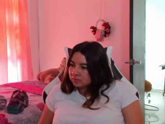 LaraCat1 webcam