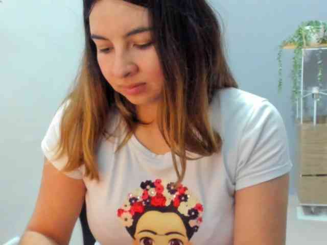 LaraCat1 webcam