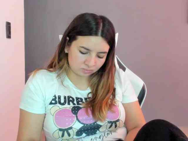 LaraCat1 webcam