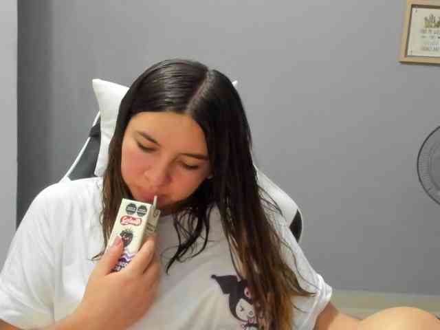 LaraCat1 webcam