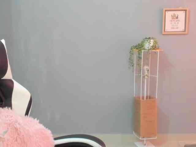 LaraCat1 webcam