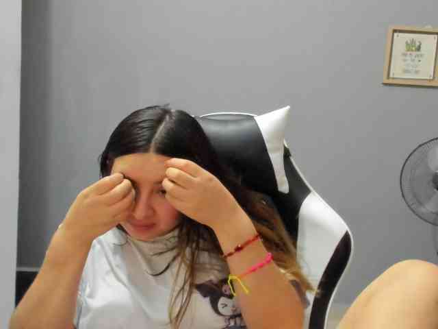 LaraCat1 webcam
