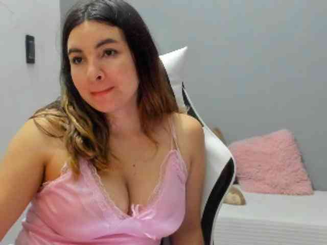 LaraCat1 webcam