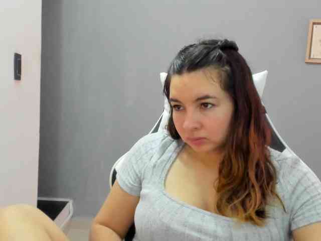 LaraCat1 webcam