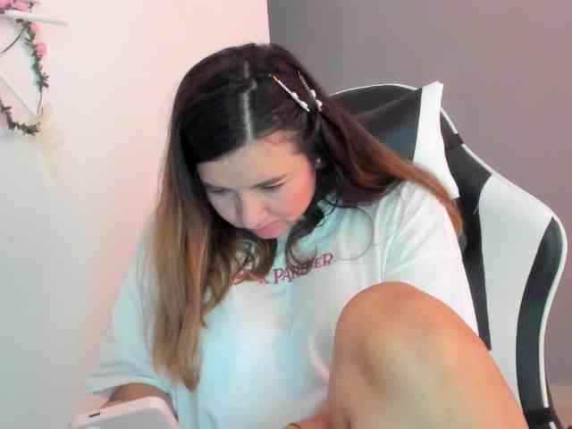 LaraCat1 webcam