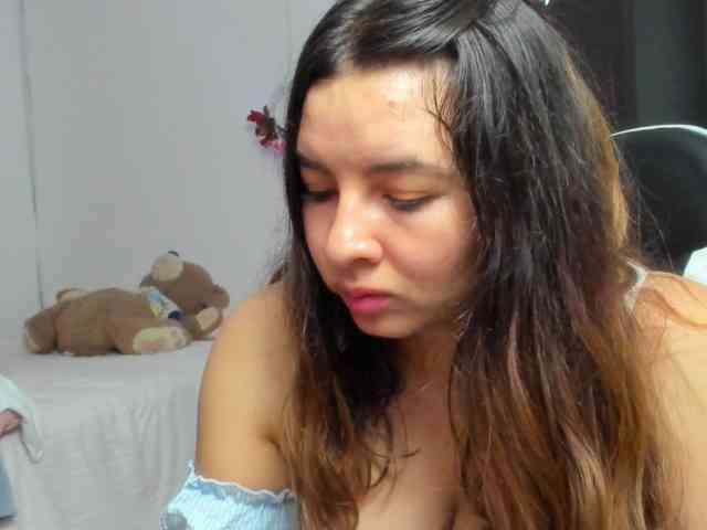 LaraCat1 webcam